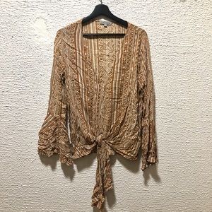 Aztec print, long sleeve top
